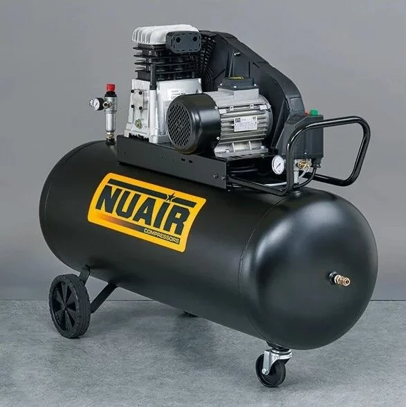 Kompresor olejowy tłokowy z przekładnią 100l 10 bar 2,2 KW 390 l/min NuAir